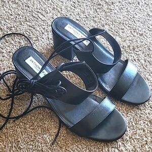 Anthony Wang Alberto black leather heel ankle wrap sandal size 7